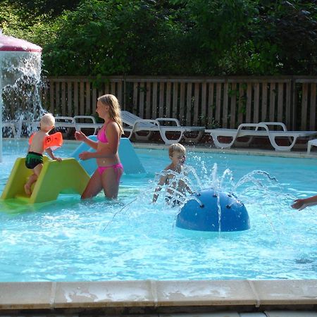Camping Le Val De Trie Béhen Kültér fotó