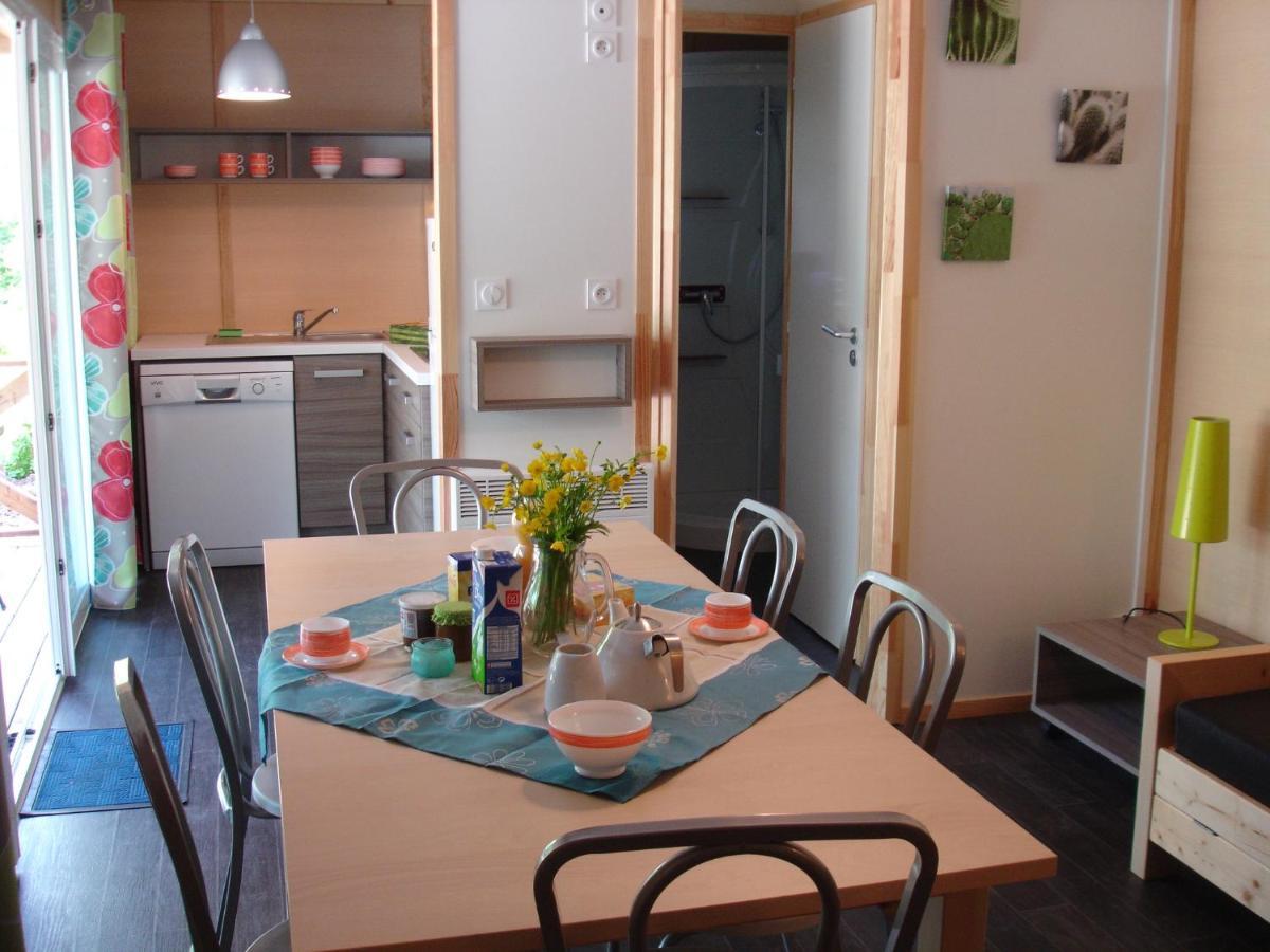 Camping Le Val De Trie Béhen Kültér fotó