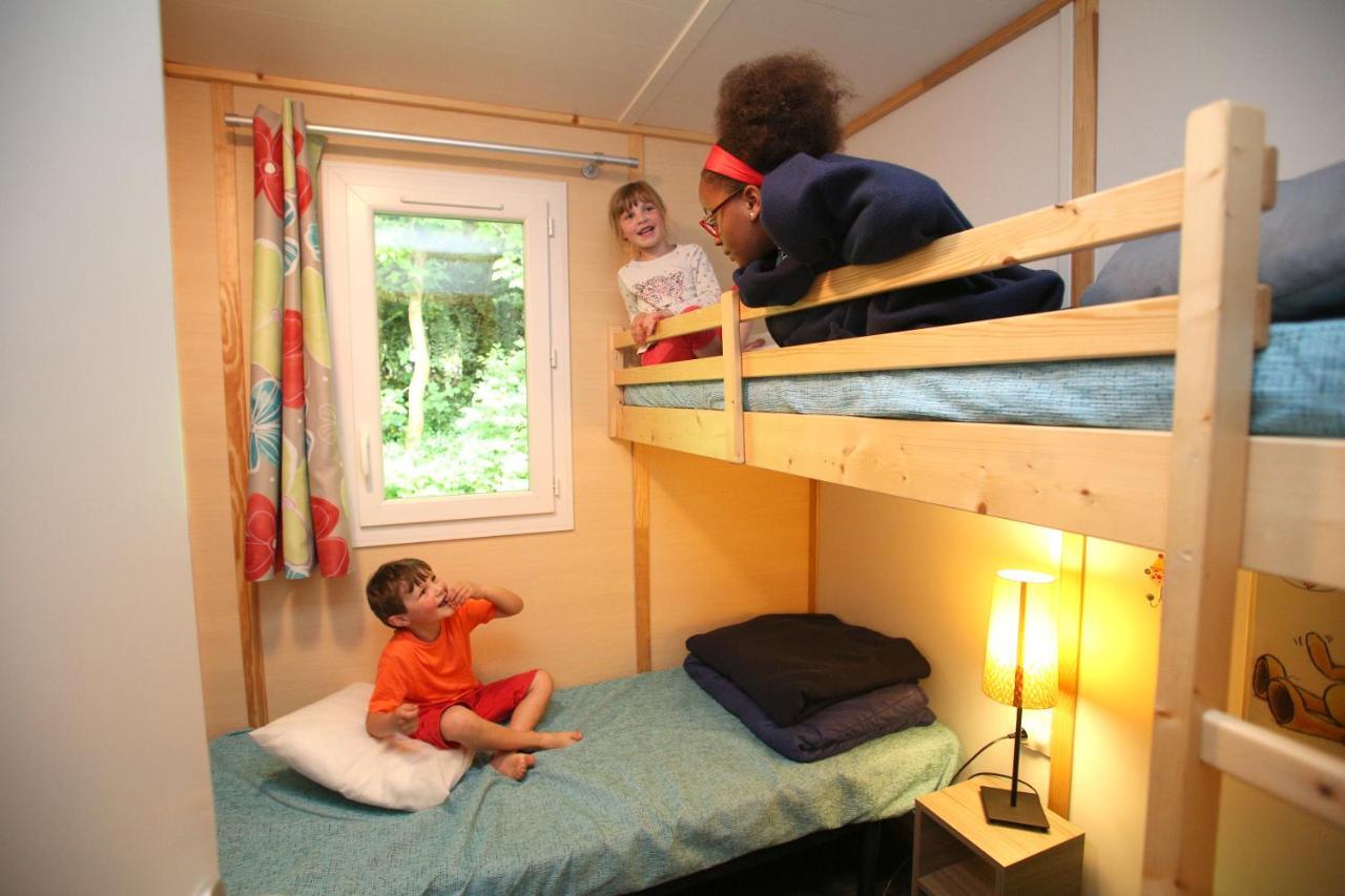 Camping Le Val De Trie Béhen Kültér fotó
