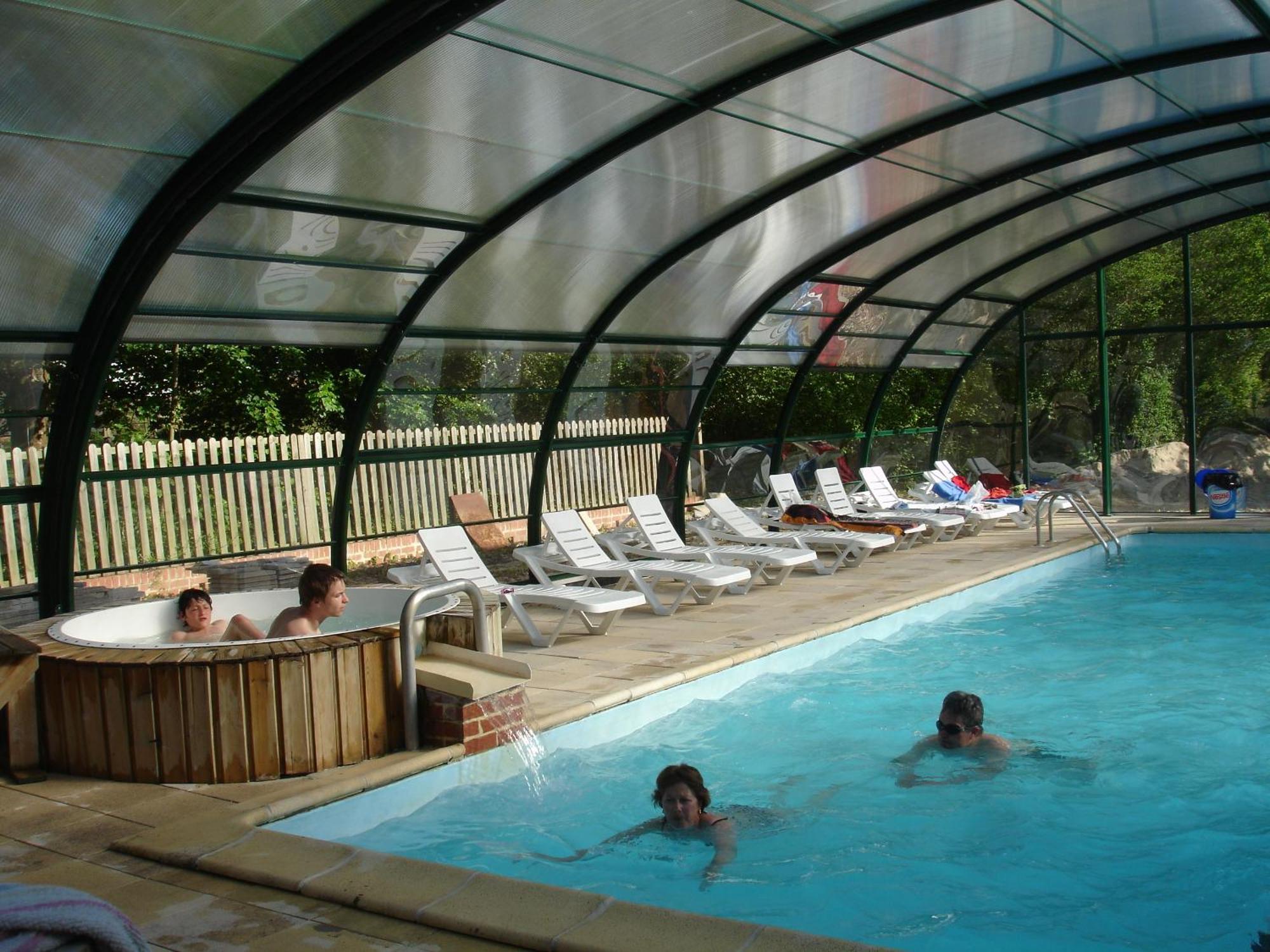 Camping Le Val De Trie Béhen Kültér fotó