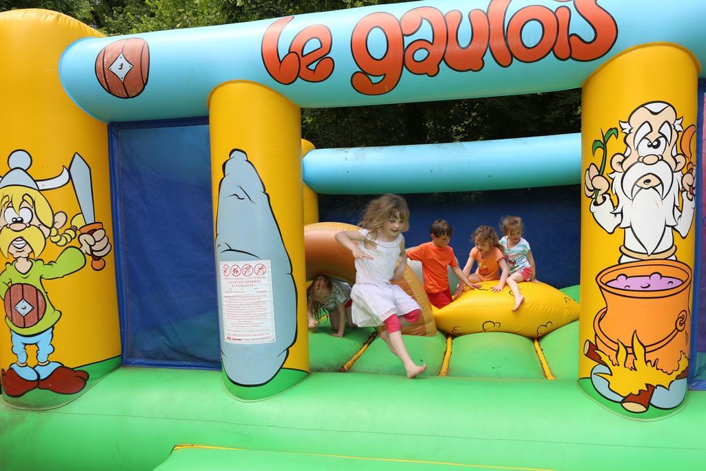 Camping Le Val De Trie Béhen Kültér fotó