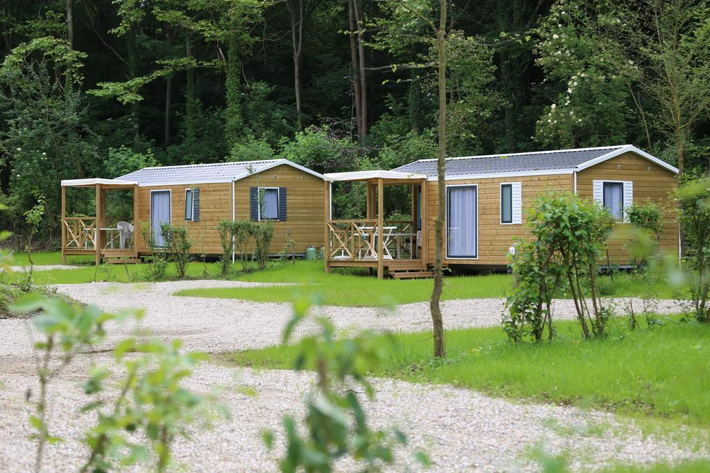 Camping Le Val De Trie Béhen Kültér fotó