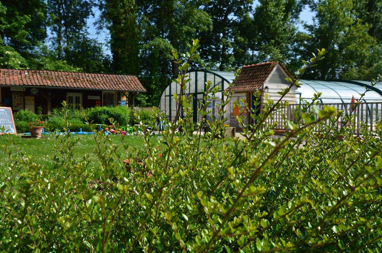Camping Le Val De Trie Béhen Kültér fotó